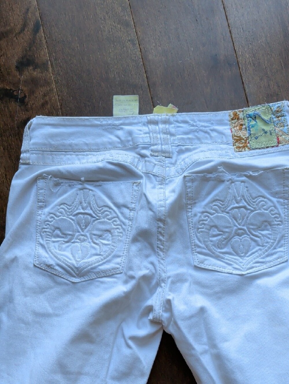 Marlow White Skinny Jeans with Floral Cuff Detail - Picture 4 of 4